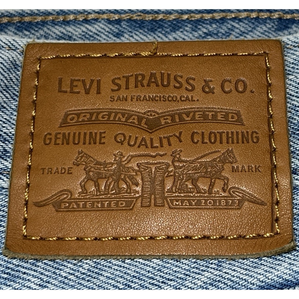 Levis Premium Jeans Womens 24x30 Blue Baggy Dad Fit Wide Leg Skater Distressed - Picture 5 of 8